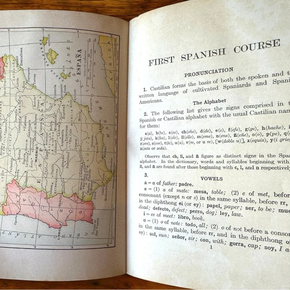 ANTIQUE 1925 “First Spanish Course” by Hills & Ford - Hardcover - Picture 11 of 15